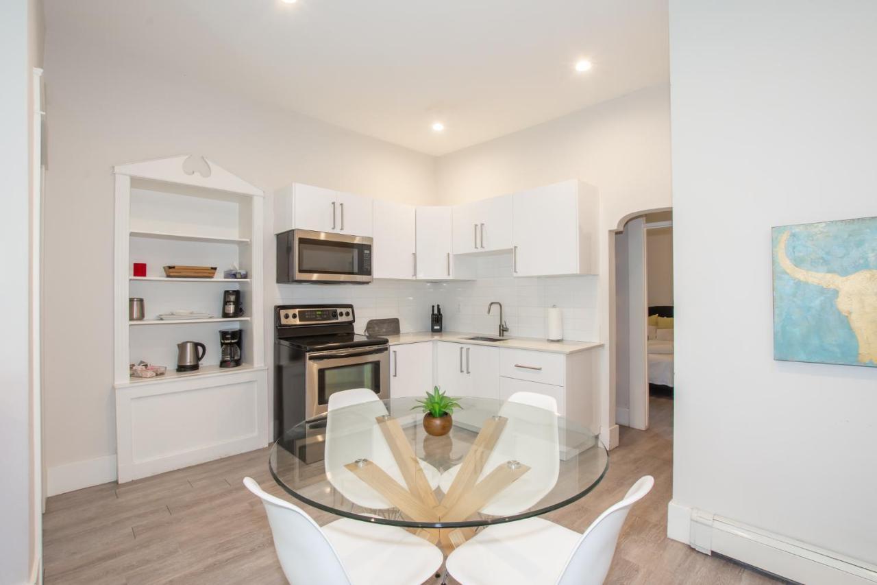 Charming Niagara Region Apt. Newly Renovated! Apartment Saint Catharines Bagian luar foto