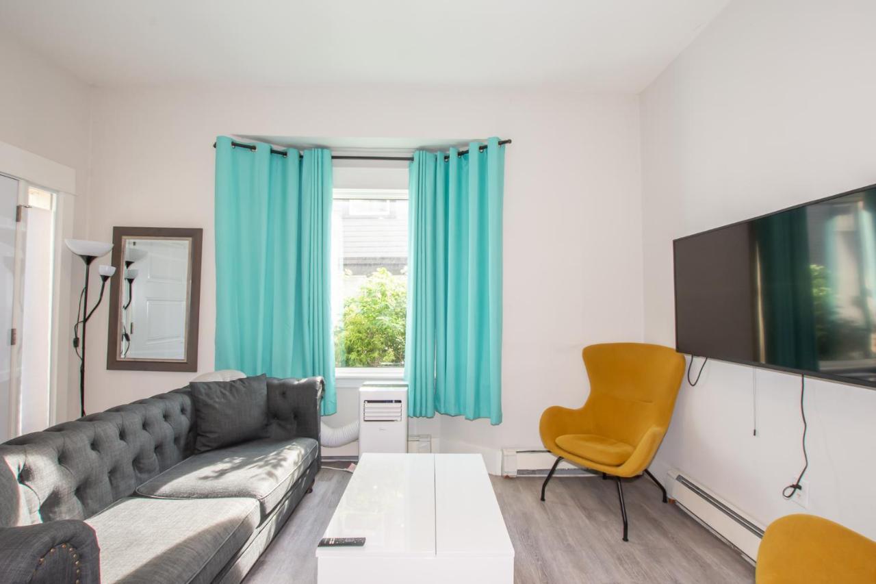 Charming Niagara Region Apt. Newly Renovated! Apartment Saint Catharines Bagian luar foto