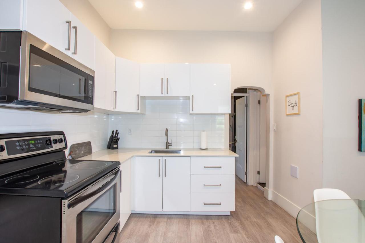 Charming Niagara Region Apt. Newly Renovated! Apartment Saint Catharines Bagian luar foto