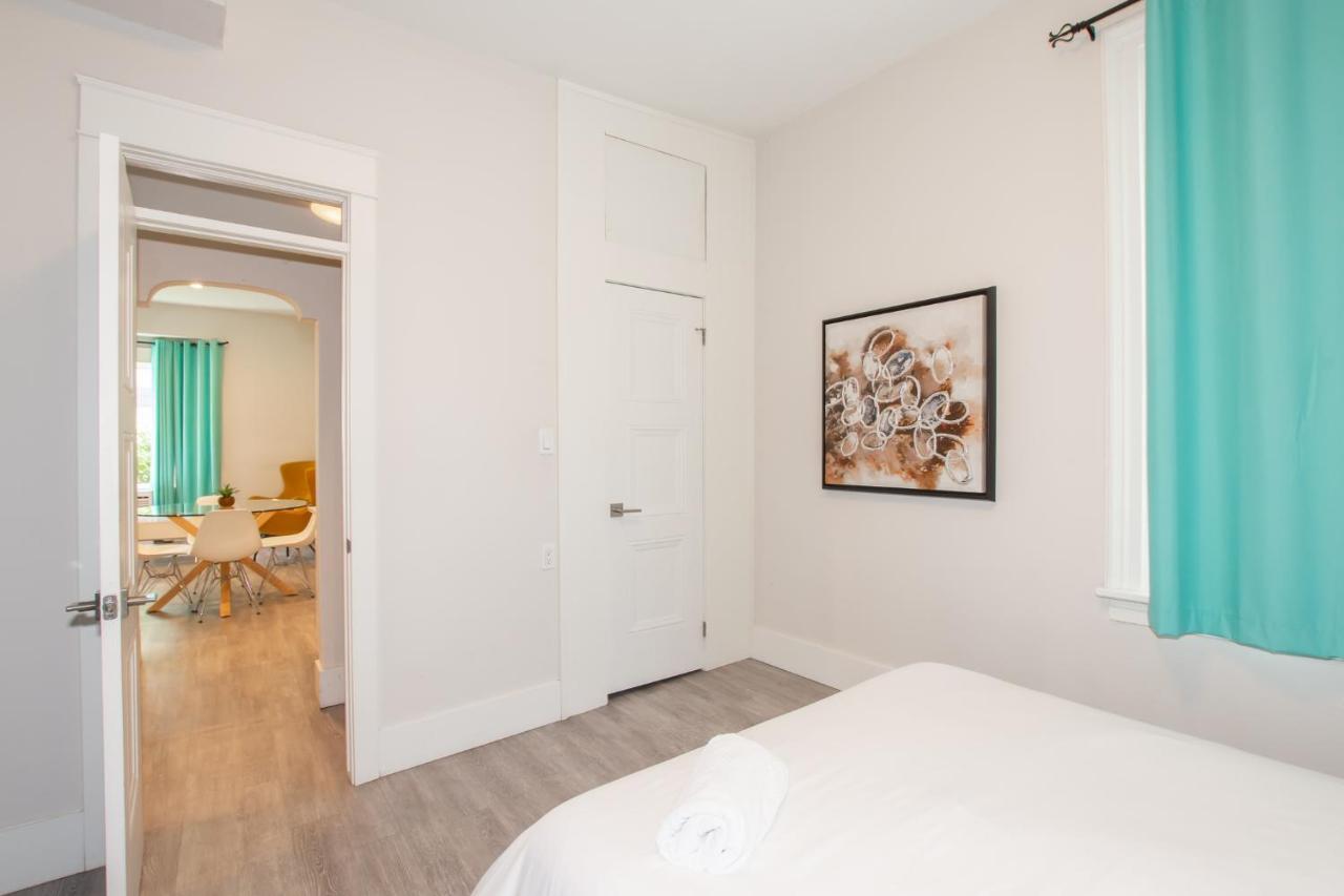 Charming Niagara Region Apt. Newly Renovated! Apartment Saint Catharines Bagian luar foto